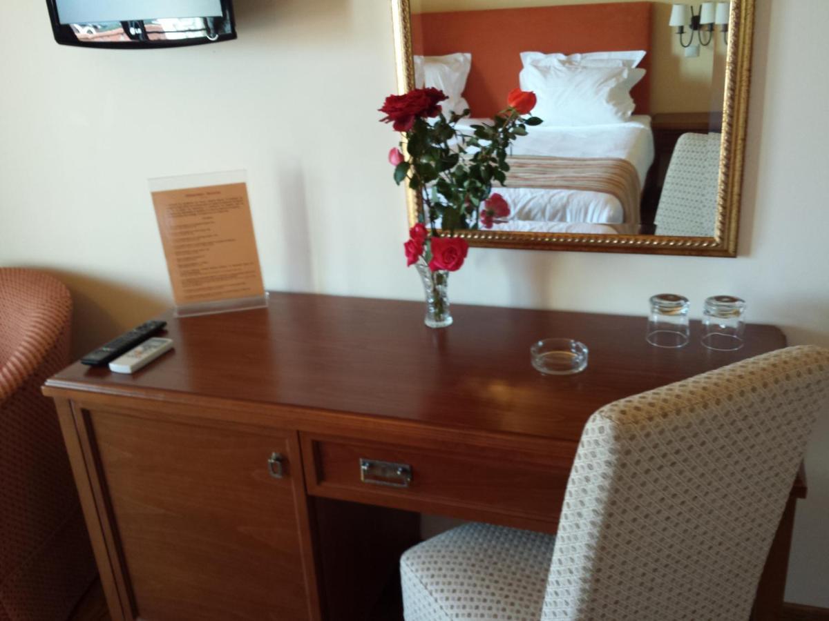 Hotel Pelasgos Karítaina Zewnętrze zdjęcie