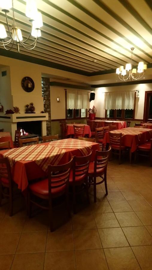 Hotel Pelasgos Karítaina Zewnętrze zdjęcie