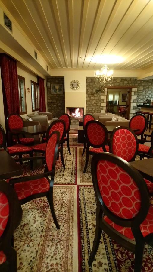 Hotel Pelasgos Karítaina Zewnętrze zdjęcie